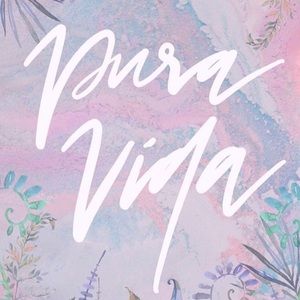 PURA VIDA 🌸🦋🌴🐠